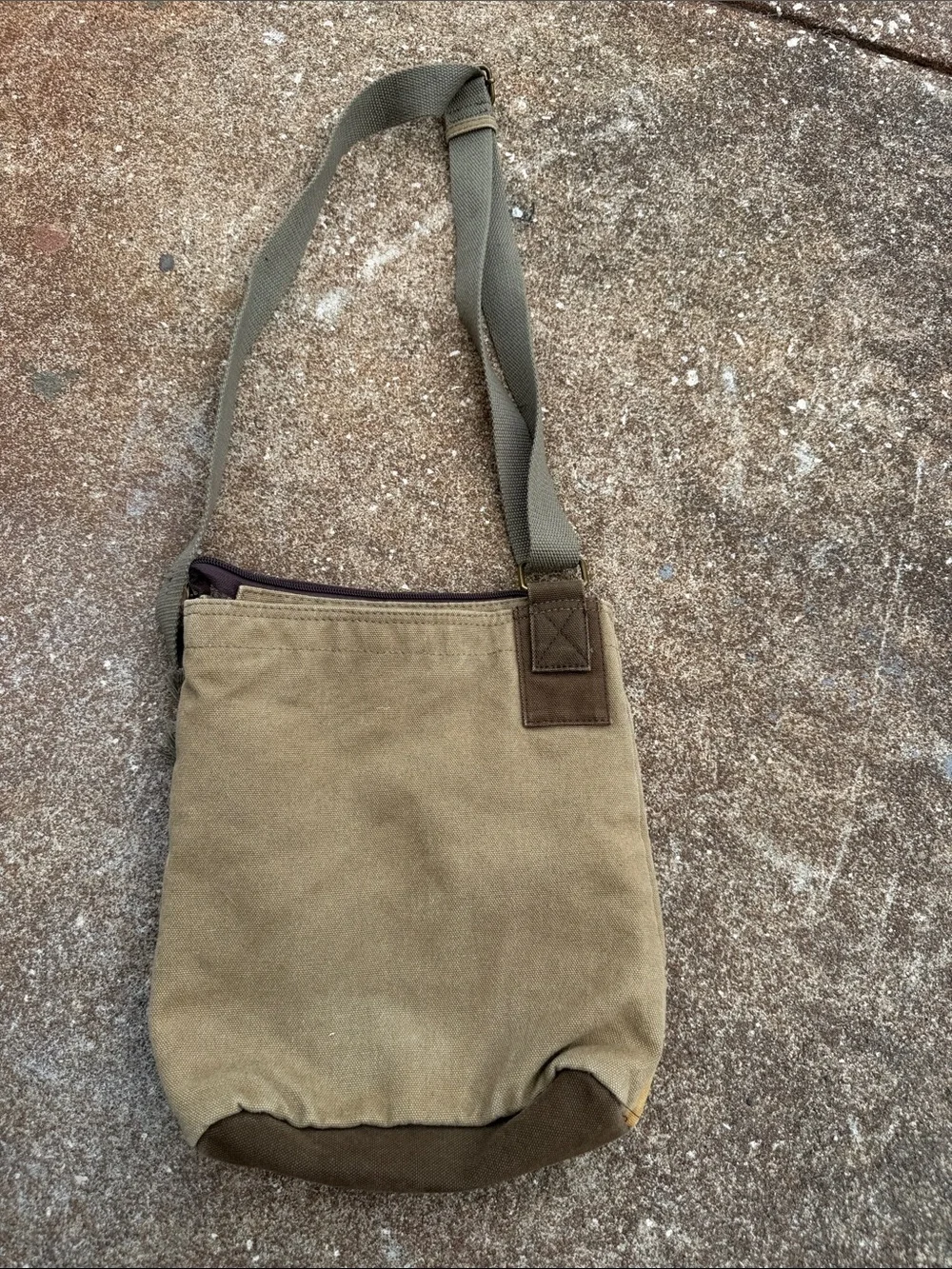 CHALA Canvas Crossbody Messenger Bag in Olive and Brown
